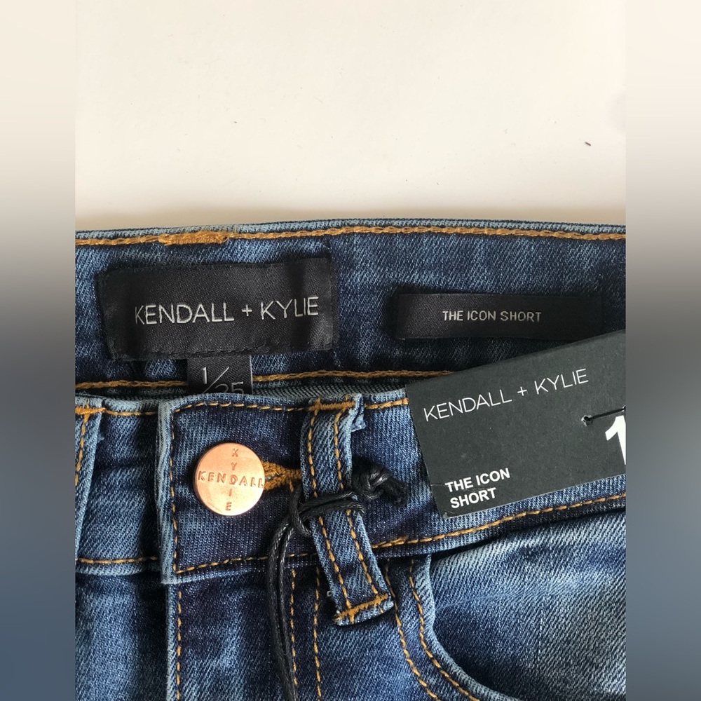 Kendall & Kylie Shorts New With Tags Size 1